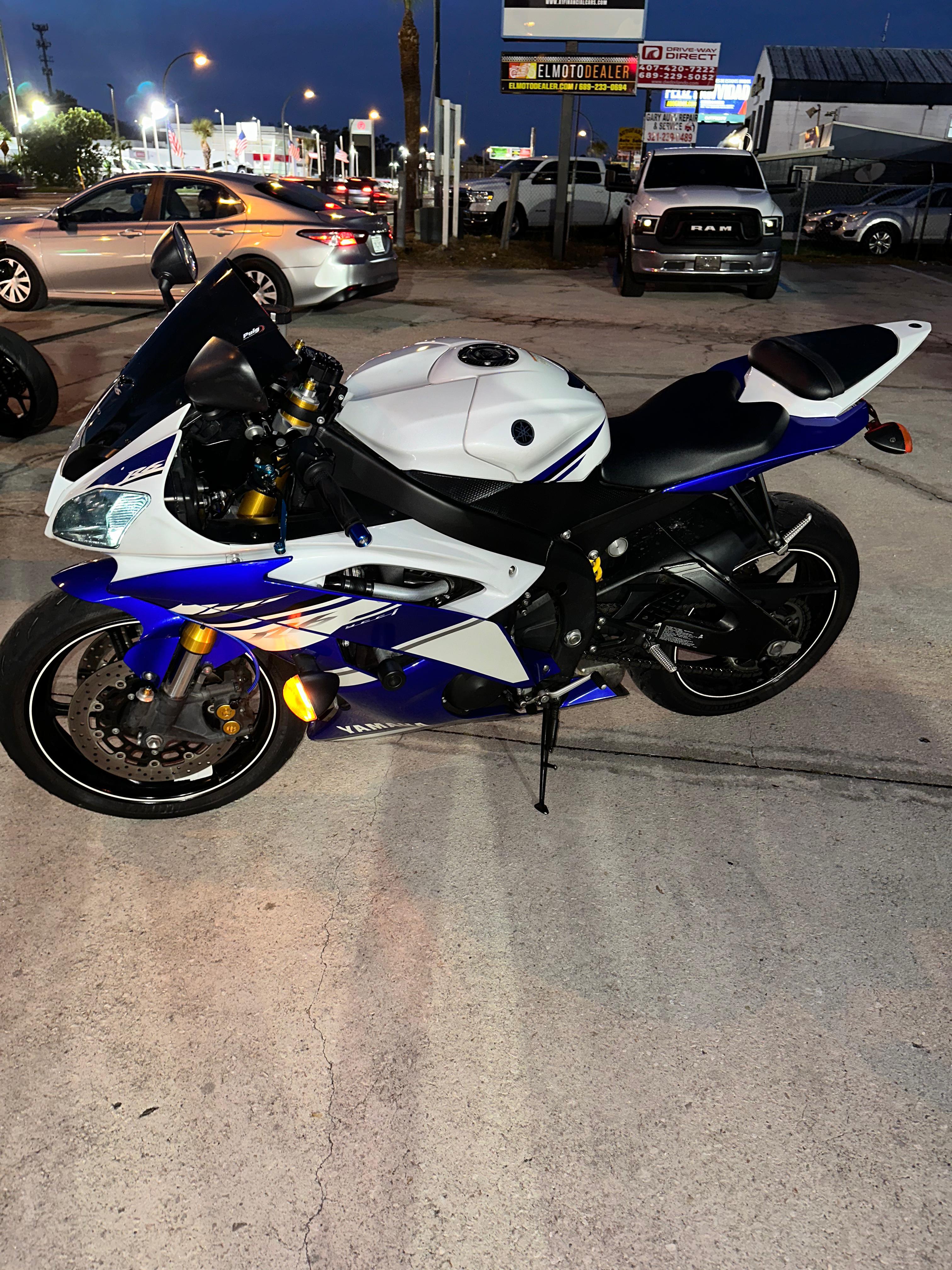 Yamaha R6
